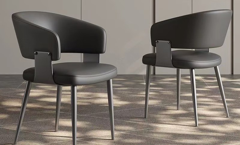 Silla Abanico, Con brazos, tapizado símil cuero negro — foto 3 de 8